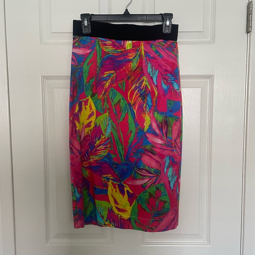 Adorable single or 2 piece (see top) pencil length tropical skirt